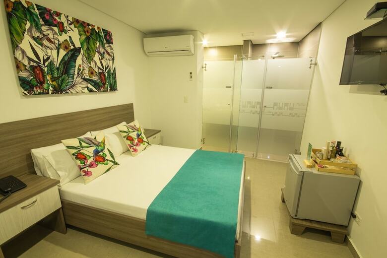 Lleras Green Hotel
