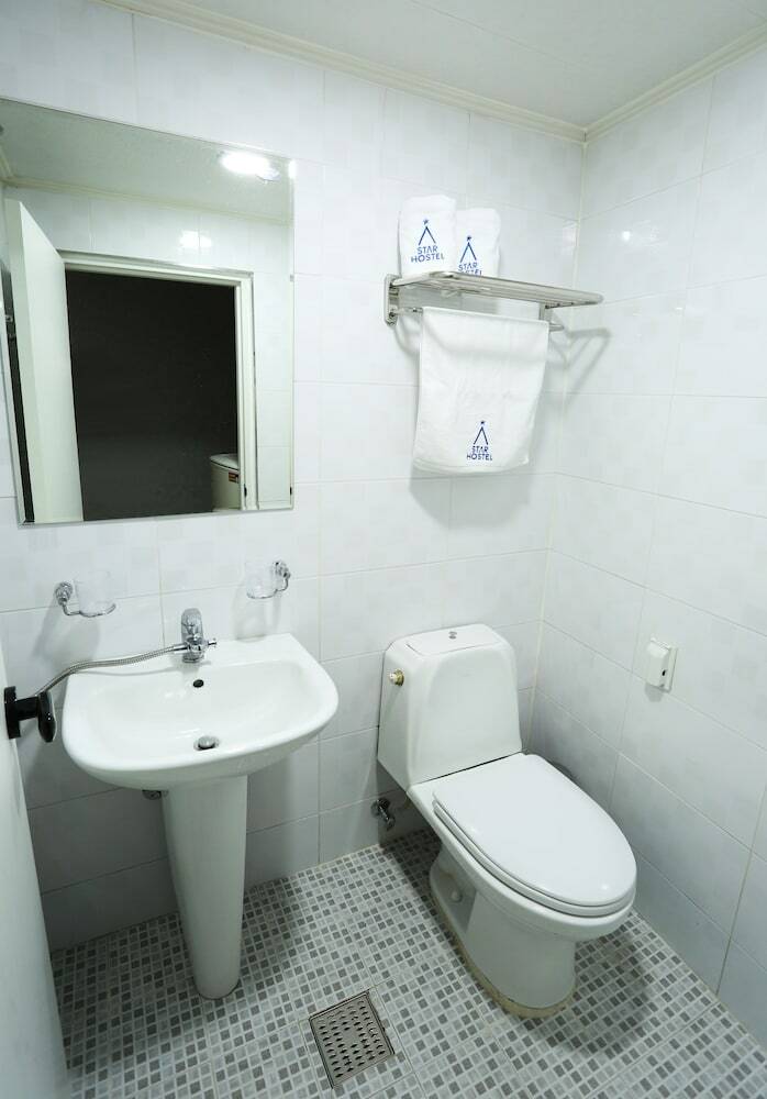 Hotel Star Hostel Myeongdong Family