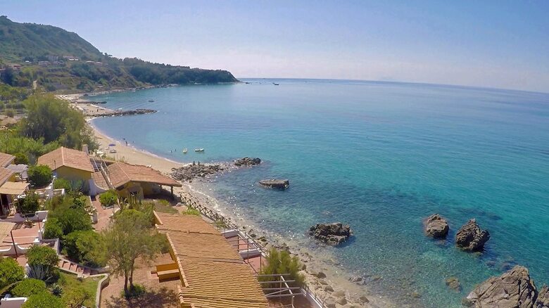 Hotel Baia Paraelios Resort