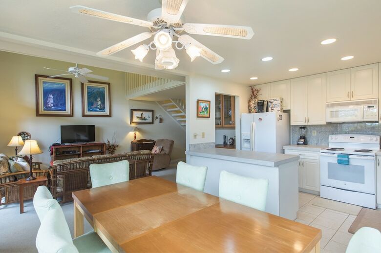 Princeville Oceanfront Villas