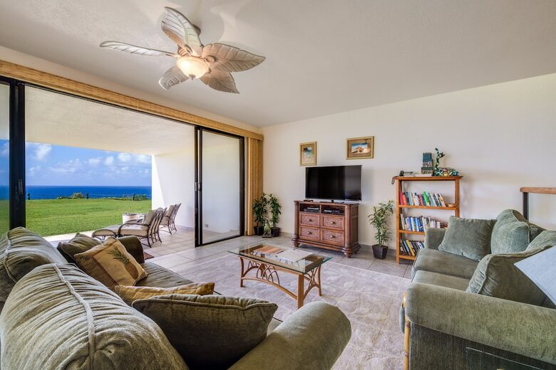 Princeville Oceanfront Villas
