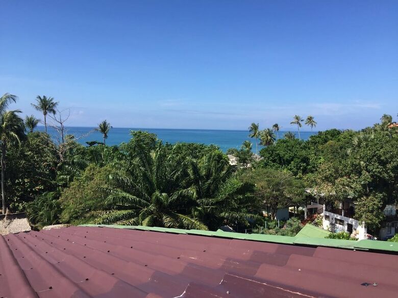 Hostal Lanta Sabai Hotel & Bungalows