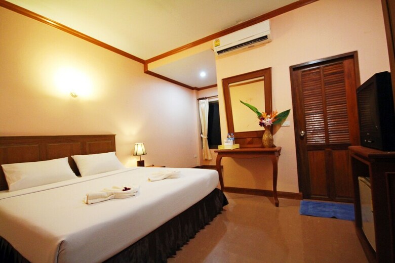 Hostal Lanta Sabai Hotel & Bungalows