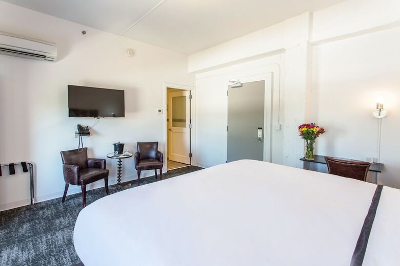 Park Plaza Hotel Seguin
