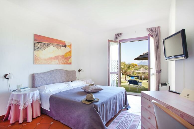 Hotel Stefania Boutique Hotel By The Beach
