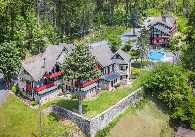 Hotel Chalet Inn