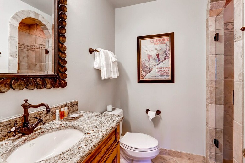 Highlands Westview By East West Hospitality