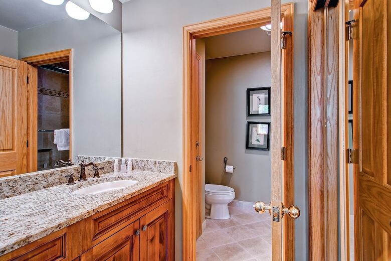 Highlands Westview By East West Hospitality