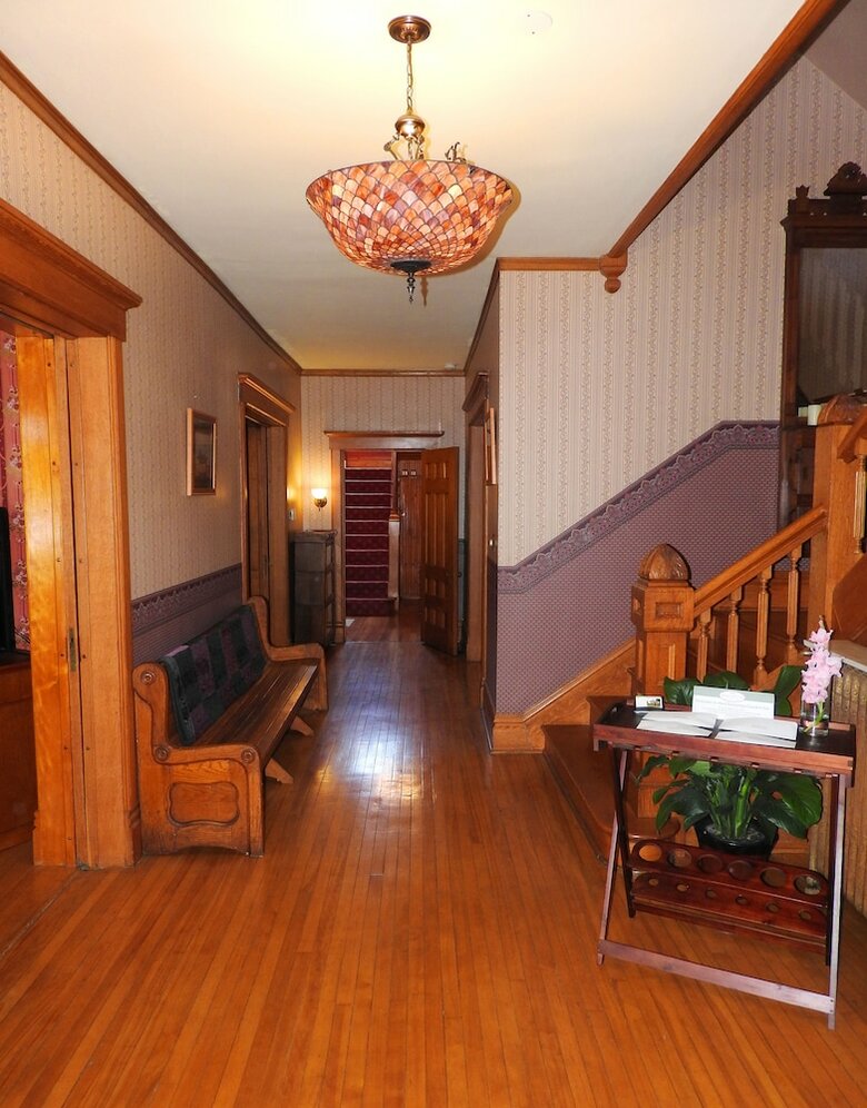Bed & Breakfast Champaign Garden Inn