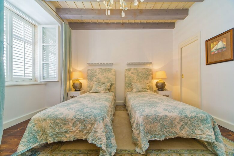 Old Town Apartments By Irundo