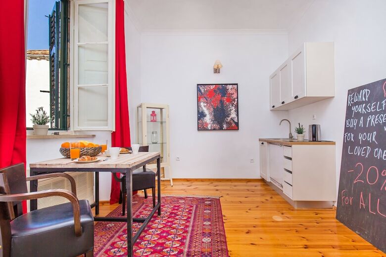 Old Town Apartments By Irundo