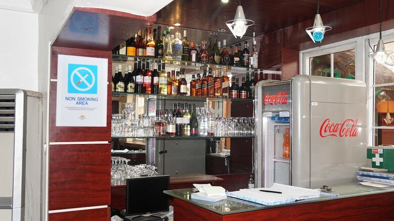 Hotel Charlies Place And Suite