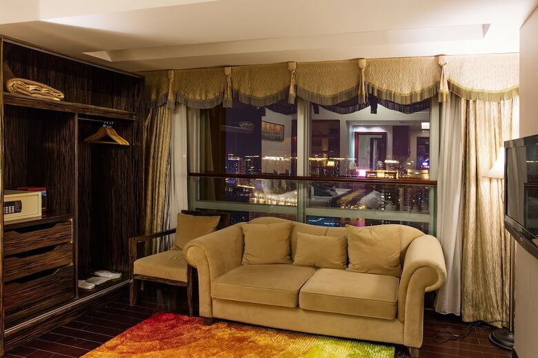Hotel Nomo Service Apartment Grand Continental