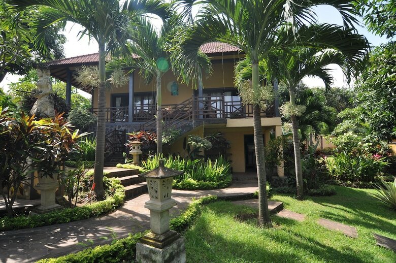 Hotel Puri Mangga Sea View Resort & Spa