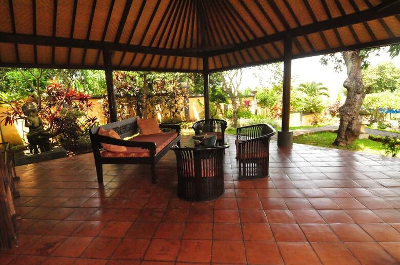 Hotel Puri Mangga Sea View Resort & Spa