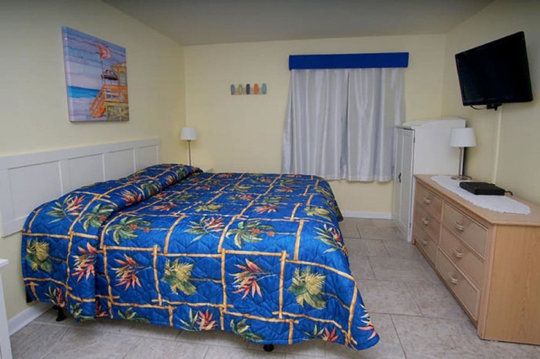 Units At Ocean Forest Plaza By Elliott Beach Rentals