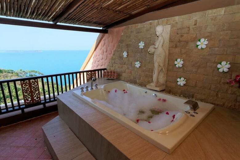 Hotel Samui Bayview Resort & Spa