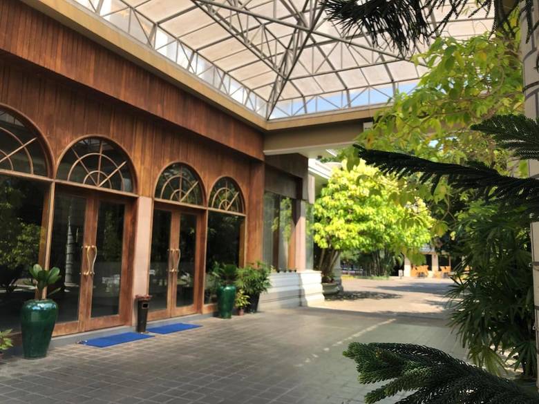 Yuzana Garden Hotel