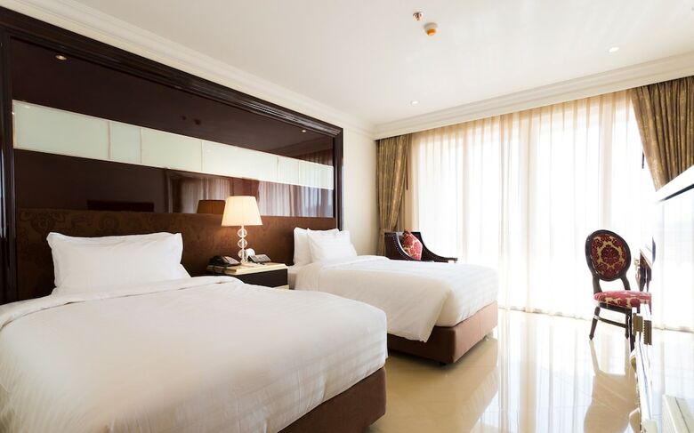 Hotel Lk President