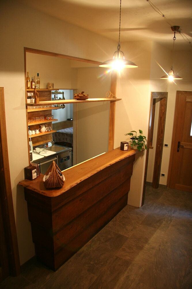 Hostal Ostello Del Castello Tirano