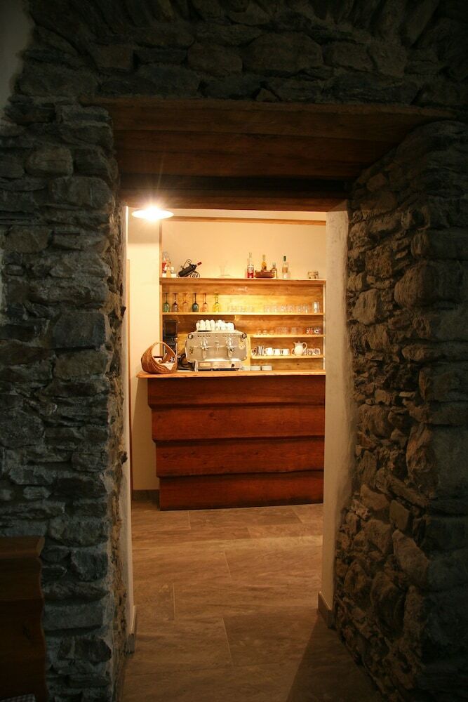 Hostal Ostello Del Castello Tirano