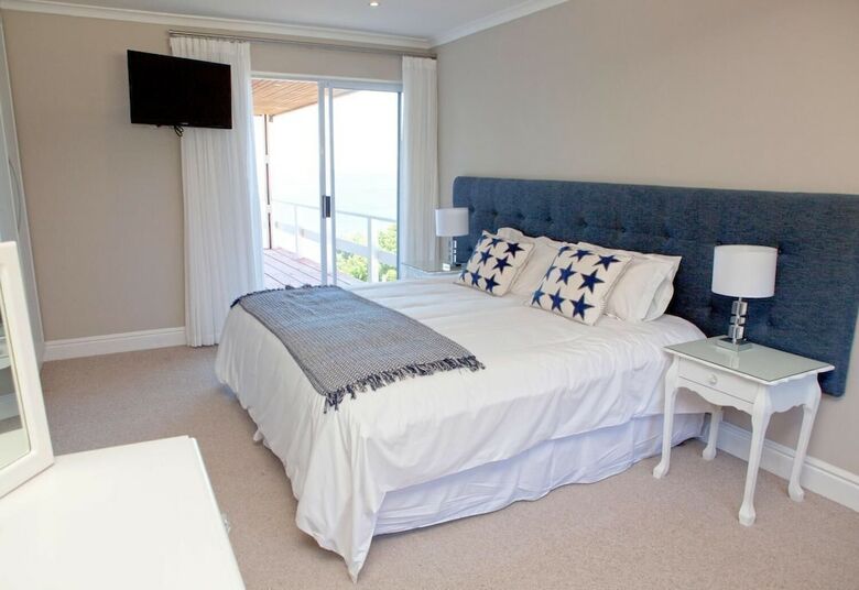 Apartamentos Seabreeze Luxury Two Bedroom Penthouse