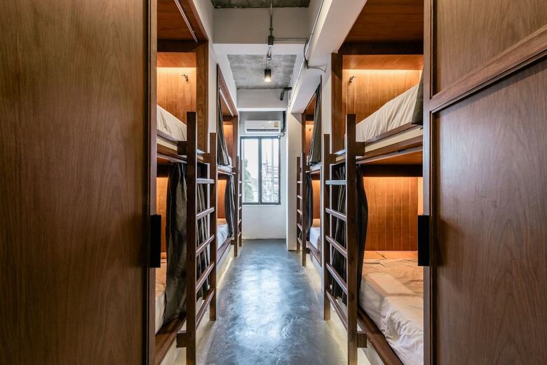 Hostal Once Again Hostel