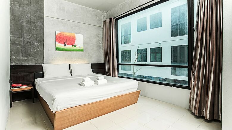 B2 Green Boutique & Budget Hotel