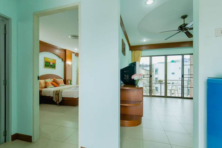 Hotel R.k. Guesthouse