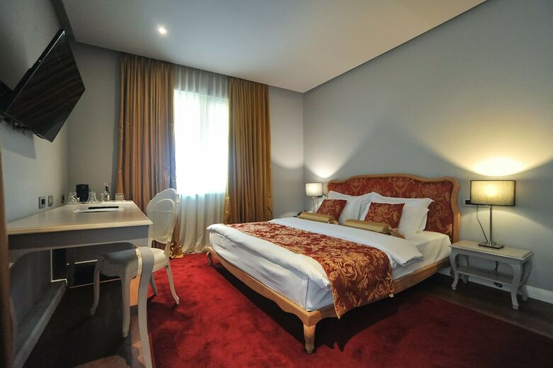 Classic Hotel