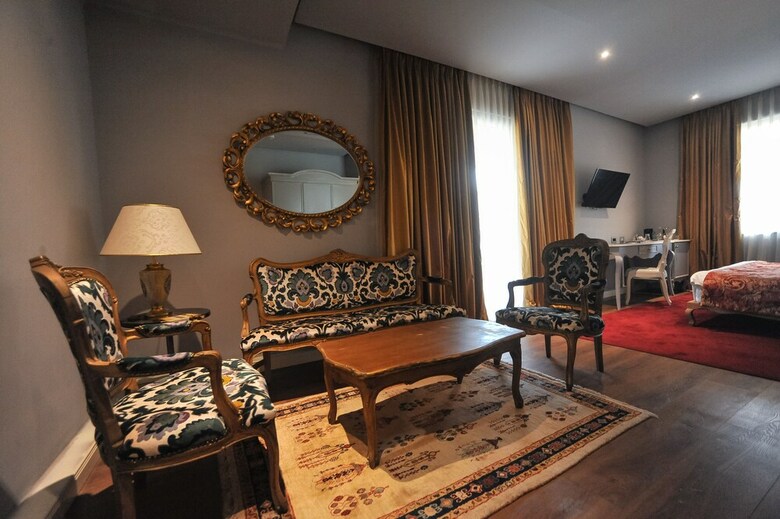 Classic Hotel