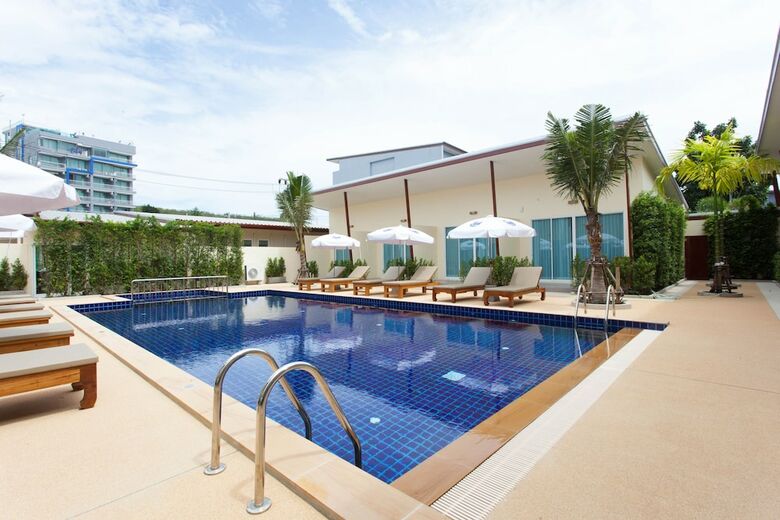 Hotel Chalong Princess Pool Villa Resort