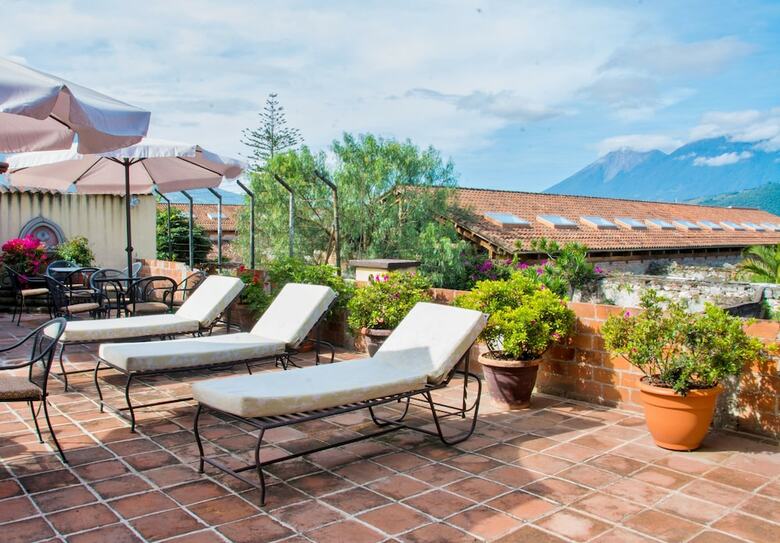 Hotel Las Camelias Inn