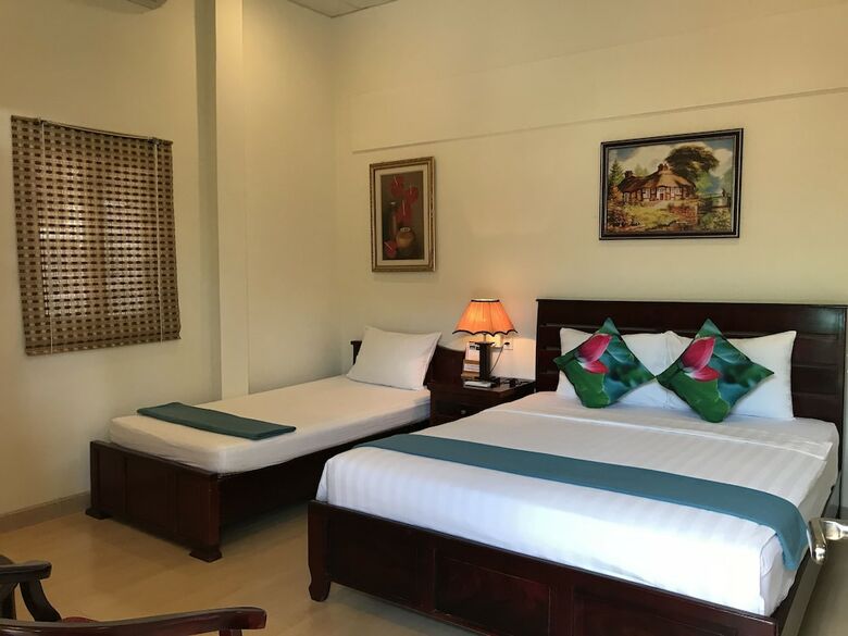 Bed & Breakfast Tropical Garden Homestay
