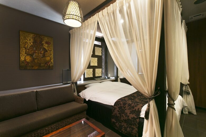 Hotel Atlantis Higashiosaka -adults Only