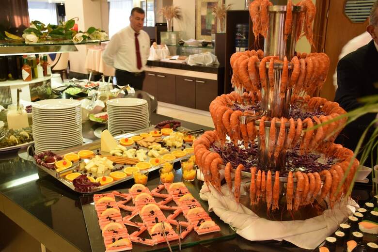 Hotel Olympia Golden Beach & Spa