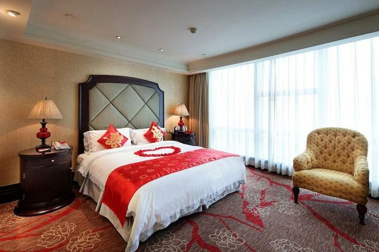 Royal Mediterranean Hotel