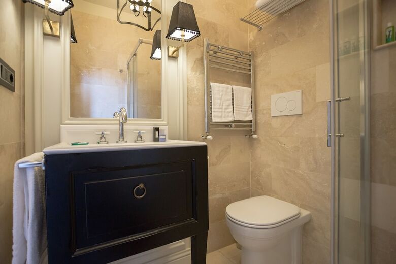 Bellezza Al Colosseo B&B And Apartments
