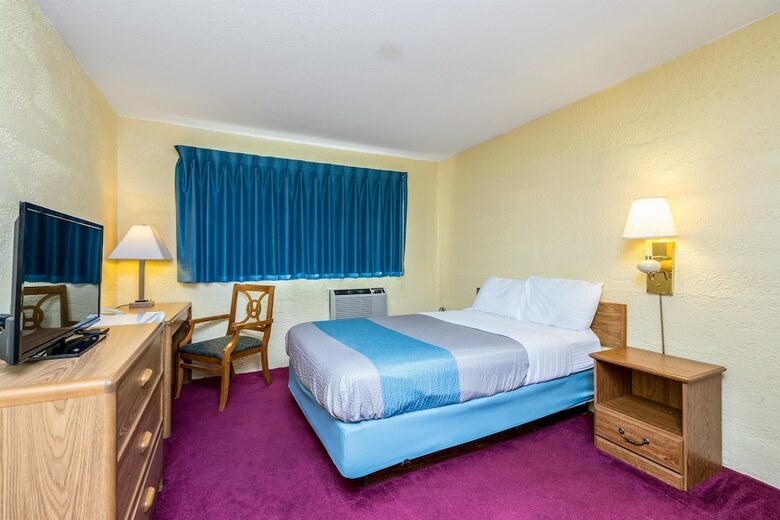 Hotel Motel 6 Cedar Rapids - Airport