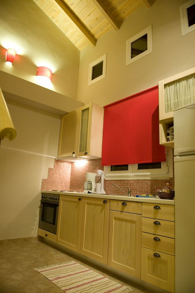 Aparthotel Apelon Tiritas Villas