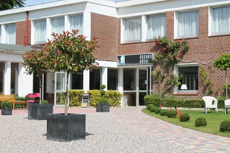 Hotel H�tel - Restaurant Le Clos Des C�dres