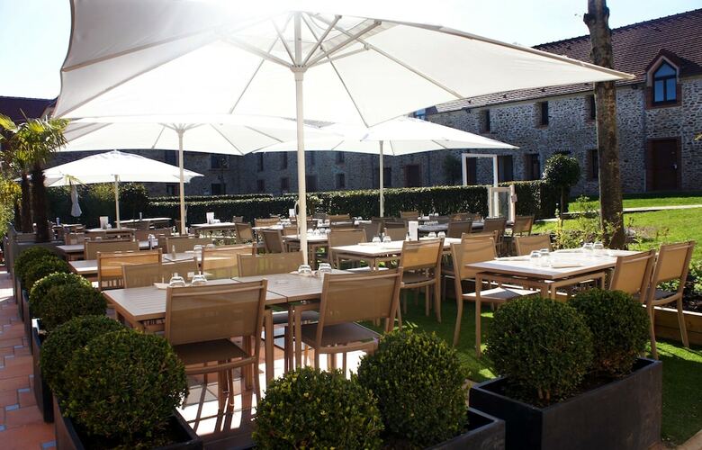 Hotel Les Suites- Domaine de Cr�cy