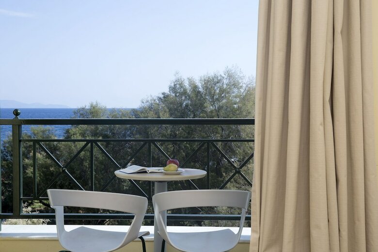 Hotel Ramada By Wyndham Attica Riviera