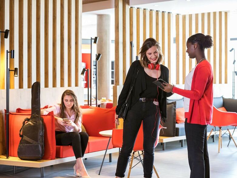 Hotel Ibis Saint Quentin En Yvelines Velodrome
