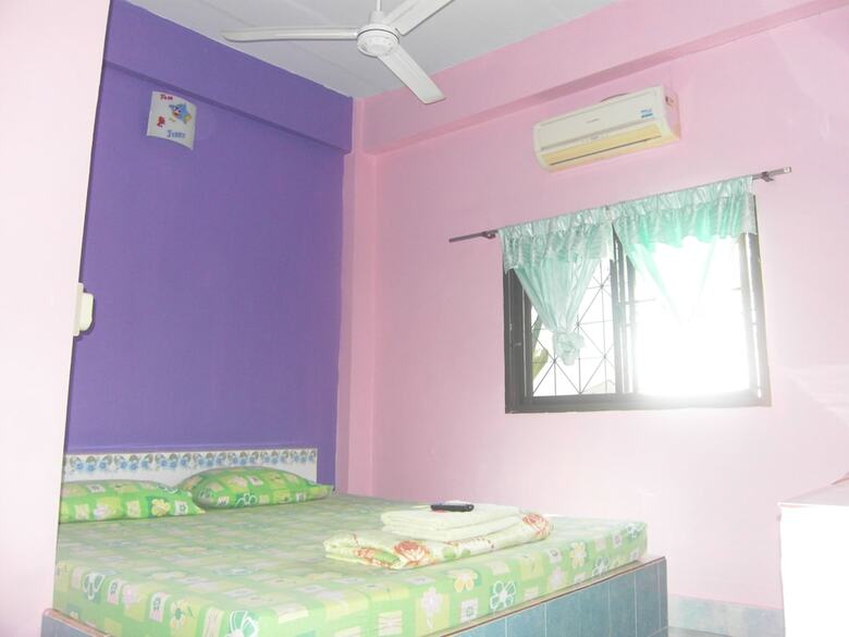 Hotel Rueang Sri Si Ri