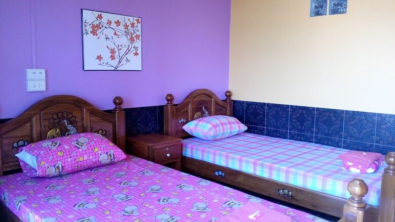Hotel Rueang Sri Si Ri