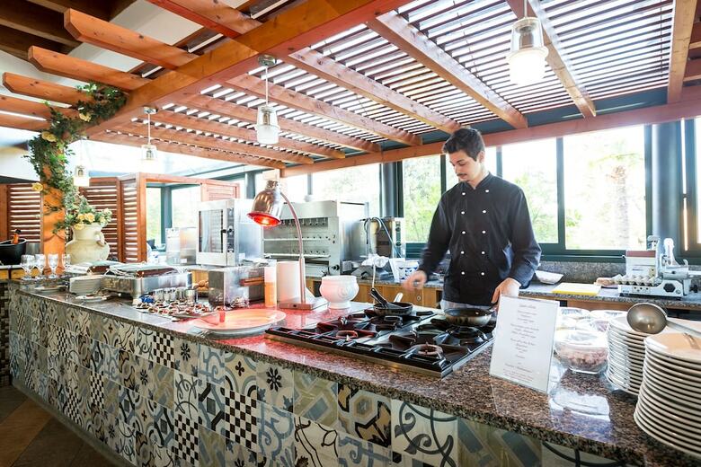 Hotel Mediterranee Family & Spa Hotel
