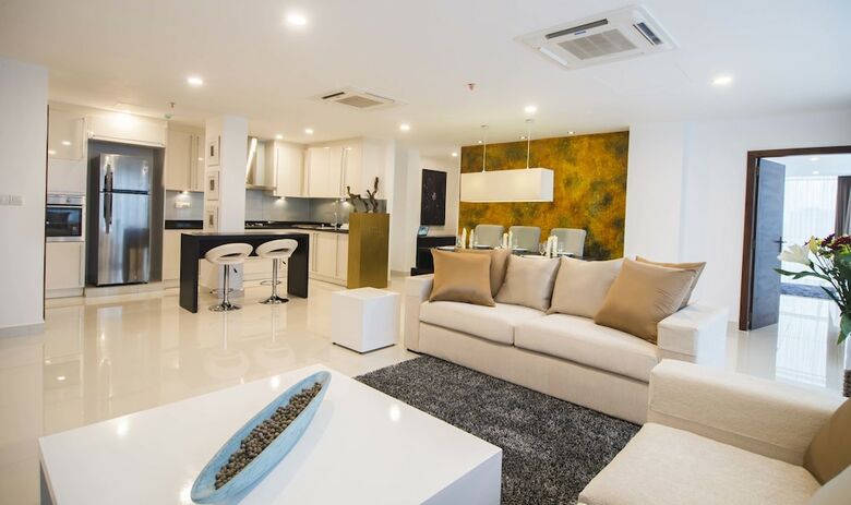 Aparthotel Platinum One Suites