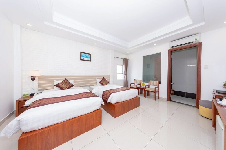 Airport Saigon Hotel