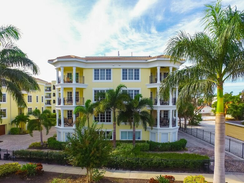 Beach Villas At The Oasis By Beachside Management
